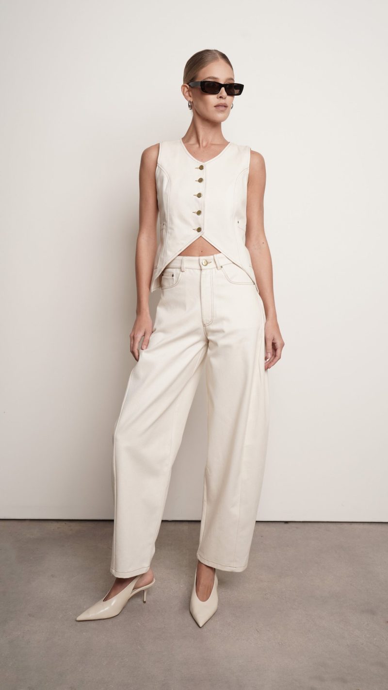 Jules Vest - Image 6
